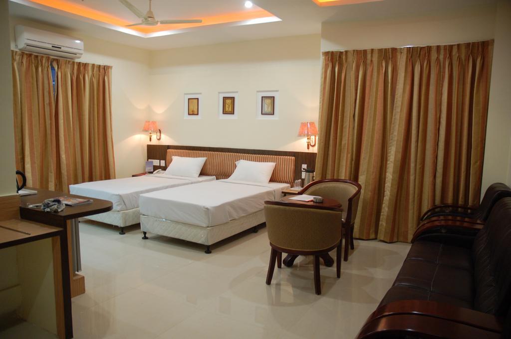 حيدر أباد Hotel Sitara Royal المظهر الخارجي الصورة