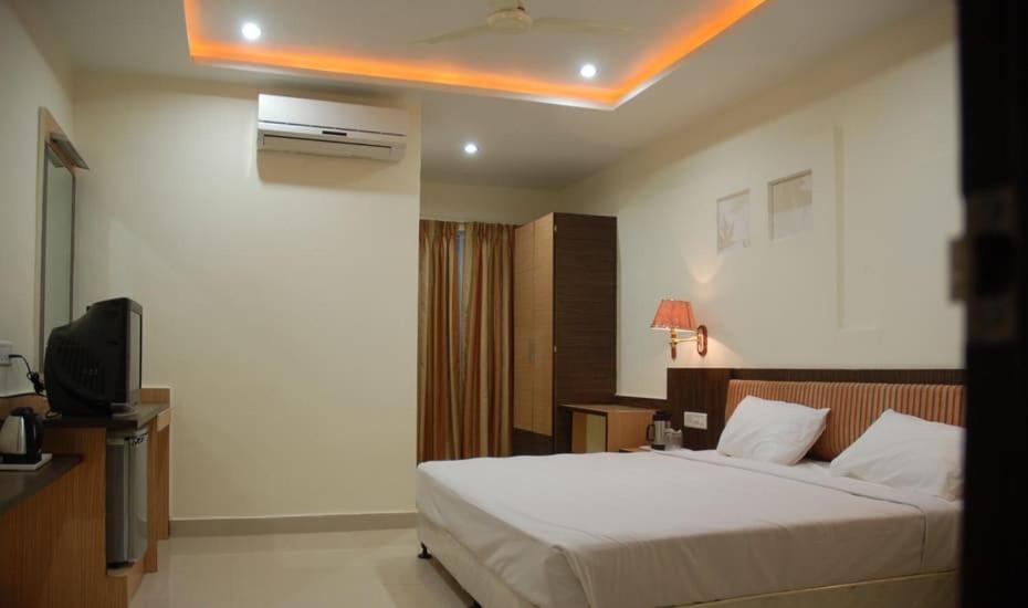 حيدر أباد Hotel Sitara Royal المظهر الخارجي الصورة